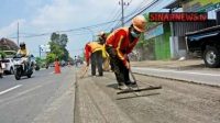 Tanpa judul (214 × 120 piksel) (426 × 240 piksel)(1)