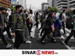 sinarnews_aron_lastrin_advokat_pengacara_nikolas_naibaho_20241129_212918_0000