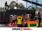 sinarnews_aron_lastrin_advokat_pengacara_nikolas_naibaho_20250410_133309_0000