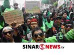 sinarnews_aron_lastrin_advokat_pengacara_nikolas_naibaho_20250517_122439_0000