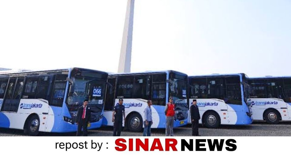 sinarnews_aron_lastrin_advokat_pengacara_nikolas_naibaho_20251030_164817_0000