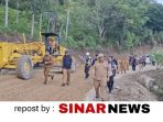 sinarnews_aron_lastrin_advokat_pengacara_nikolas_naibaho_20260824_180024_0000