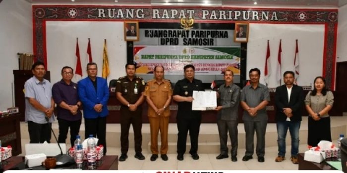 sinarnews_aron_lastrin_advokat_pengacara_nikolas_naibaho_20260831_214636_0000